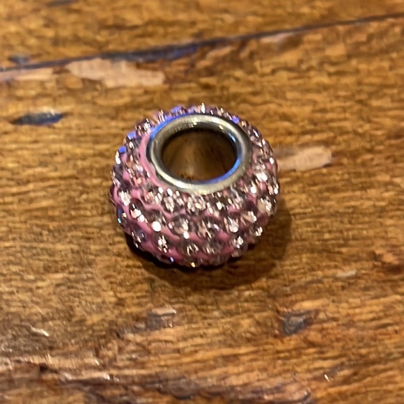 Brighton sparkly pink bead - Picture 2 of 2